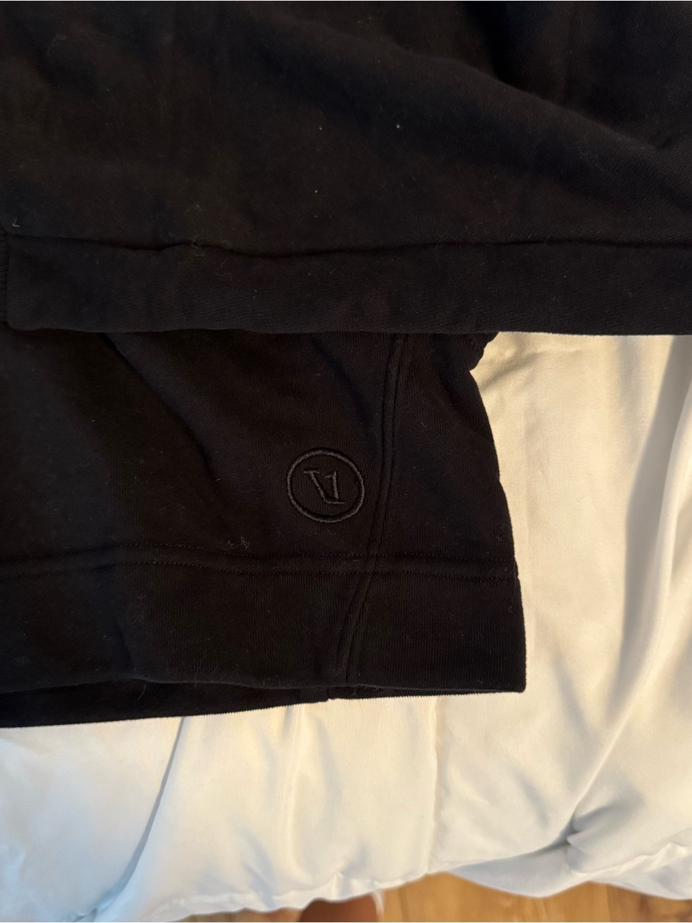 Vuori Sedona pullover hoodie! - Picture 4 of 6